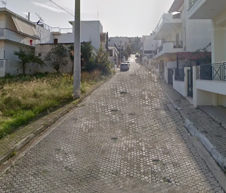 AGHSILAOY.webp